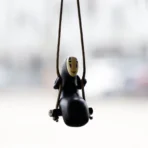 Figura Senza Volto Giocando